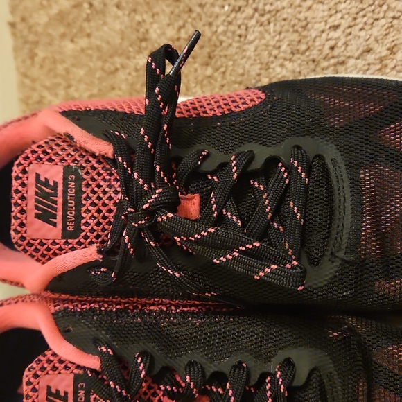 Nike Women's Revolution 3 Sneakers - Picture 3 of 7